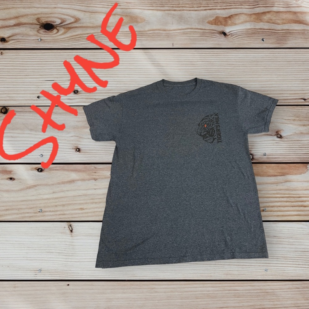 Tigers Milk T shirt Size large -good condition